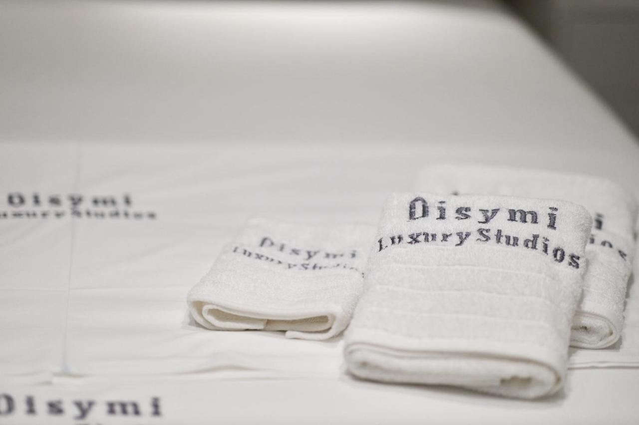 Oisymi Luxury Studios Néa Péramos Bagian luar foto