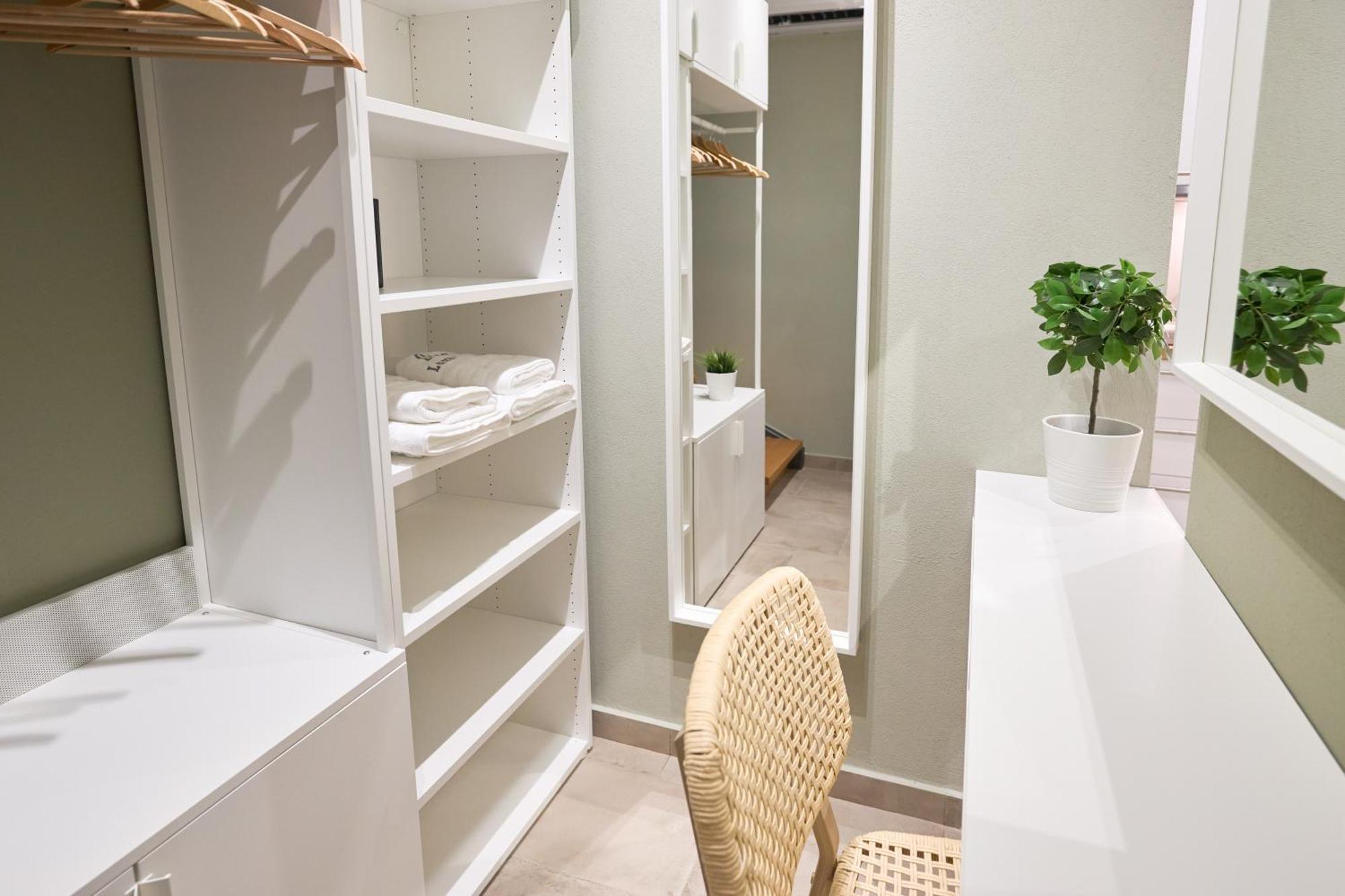 Oisymi Luxury Studios Néa Péramos Bagian luar foto